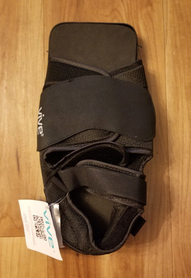 Vive Post Op Shoe  Lightweight Medical Walking Boot with Adjustable Strap LARGE