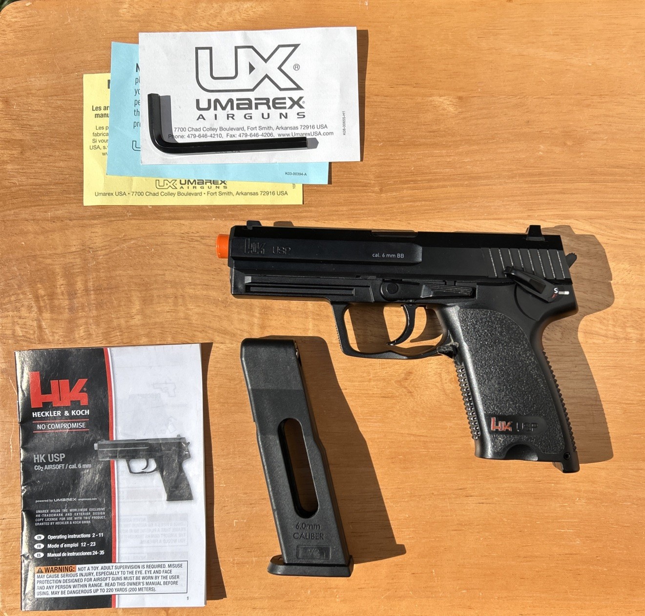 Umarex H&K USP CO2 Non-blowback Pre-owned With Magazine