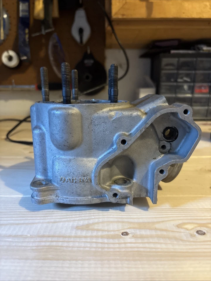 Jarra cilíndrica Athena Yamaha YZ125 Foto 3 de 4