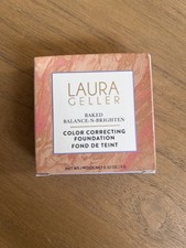LAURA GELLER Baked Balance-n-Brighten Color Correcting Foundation - Porcelain 