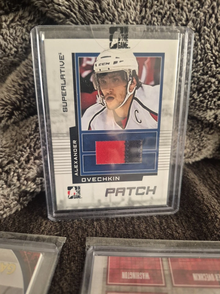 2009-10 ITG SUPERLATIVE ALEXANDER OVECHKIN 3 CLR GAME USED PATCH JERSEY/40 GOAT - Image 3 of 4