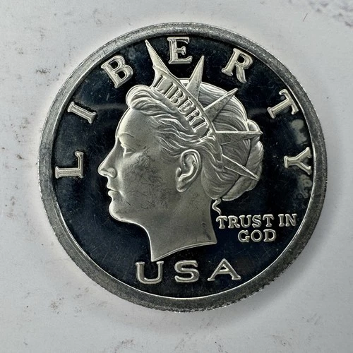 1/2 oz .999 Silver 2005 Liberty Dollar $10 Dollar Proof, flat shipping!