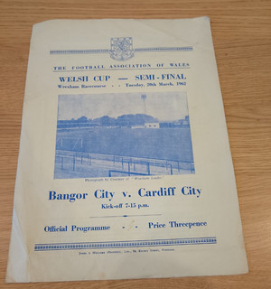 1961/62 Welsh Cup Semi Final Bangor City v Cardiff City @ Wrexham 20/3/62