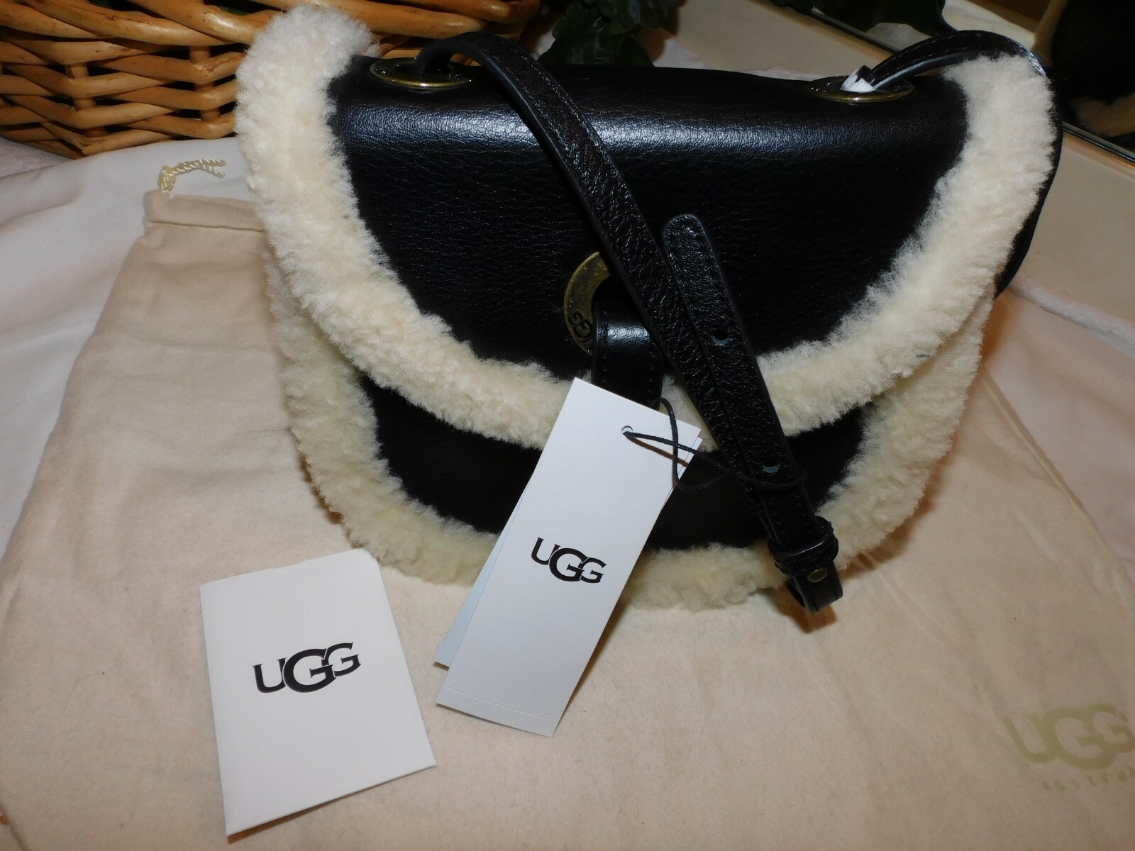 ugg heritage crossbody bolsa