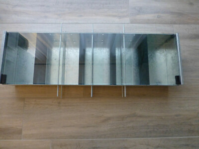 Ikea Wandregal verzinkte Glas Schmuck Foto Vitrine m. Einlageböden