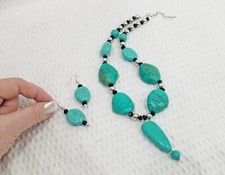 Chunky Turquoise Pendant Silver Tone Black Bead Choker Necklace and Earring Set