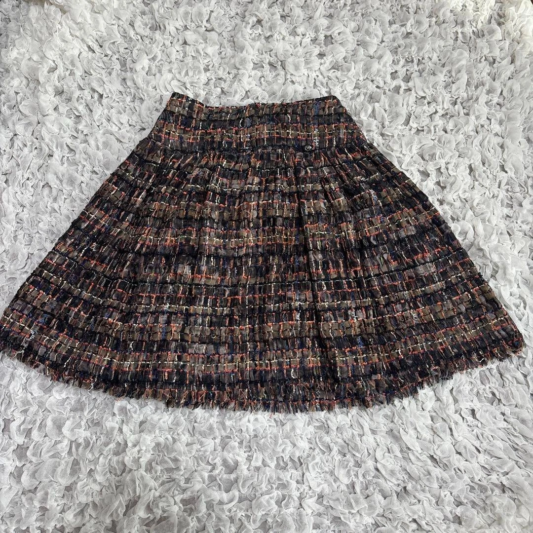 Chanel — CHANEL Authentic Women's Tweed Pleated Skirt Check Knee-length Brown Logo Button