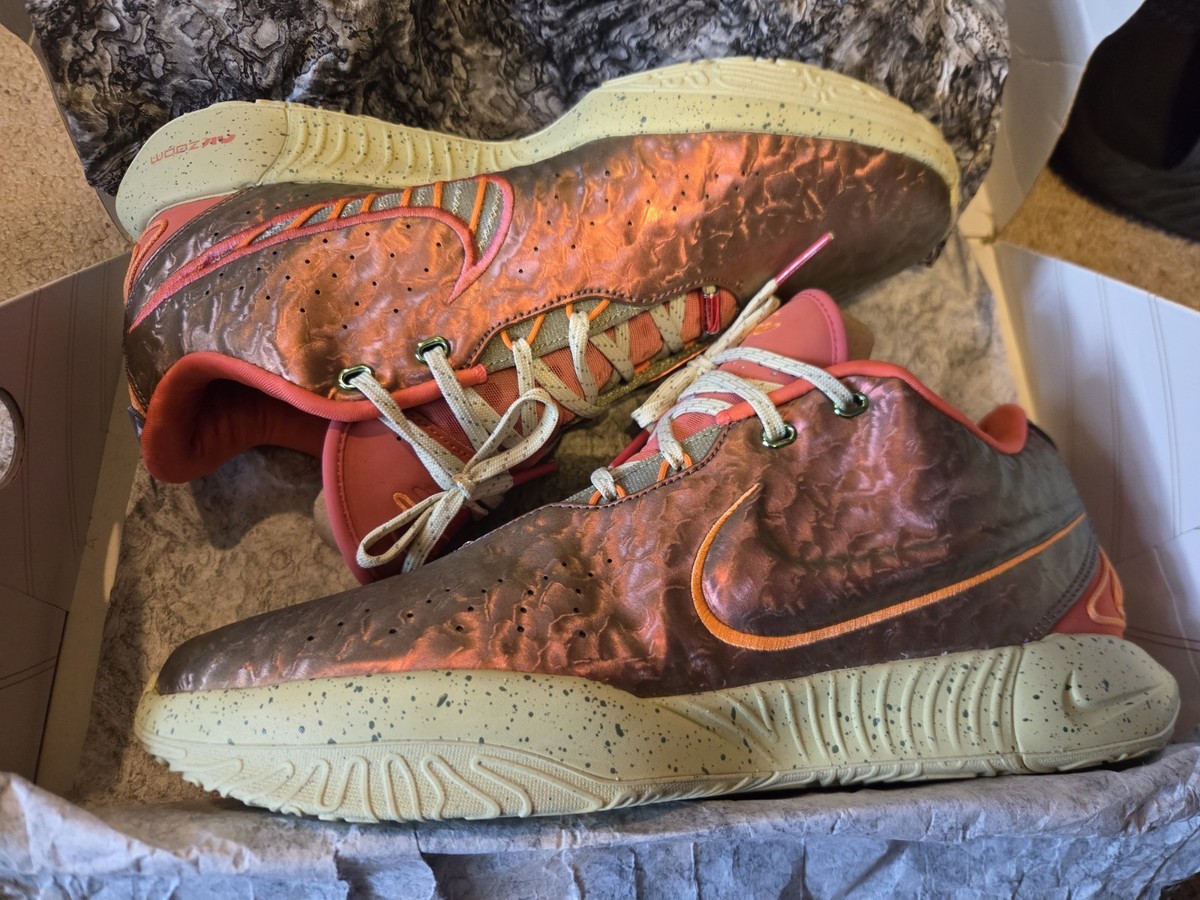 Nike LeBron Shoes XXI - Metallic Red and Orange- EMBER GLOW/ELEMENTAL GOLD Nike Lebron XXI Queen Conch Mens Shoes Ember Glow-Elemental  main image 4