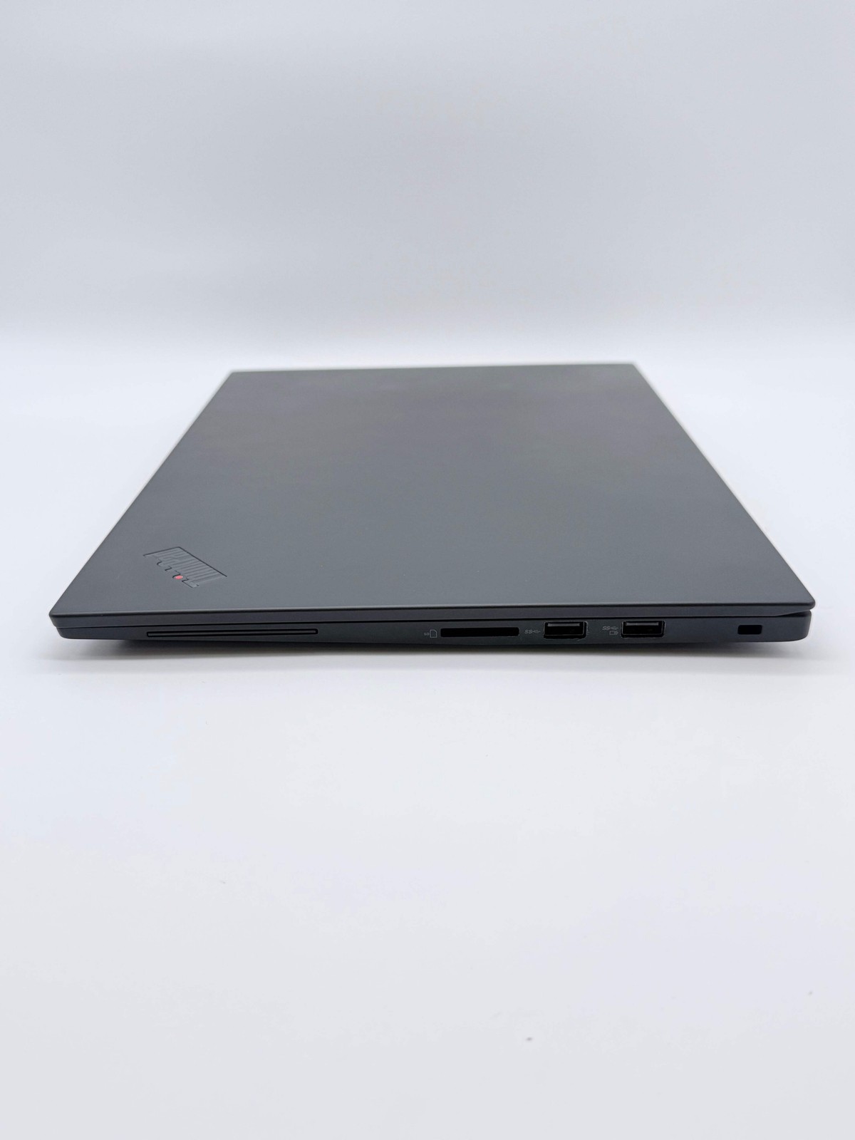 Lenovo ThinkPad P1 Gen 2, 15.6-Inch Laptop, with Intel Core i7-9850H, Windows 10 Pro