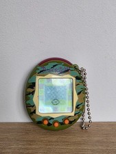 Bandai Vintage Tamagotchi Connection V2 Green Camo 2004 Fully Functional