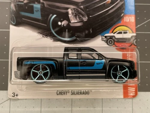Hot Wheels 2017 Basic Hot Trucks Chevy Silverado Black