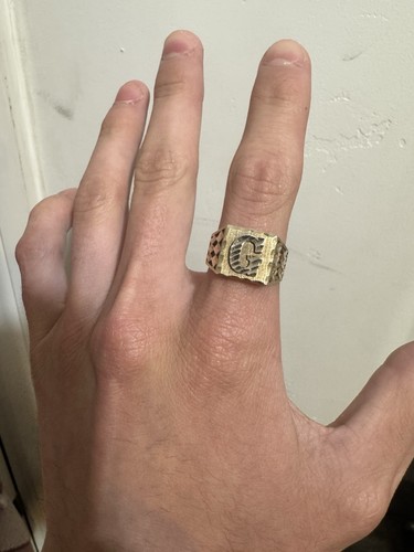10K letter G Ring