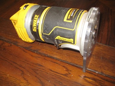 DEWALT 20V Max XR Brushless Compact Router - DCW600B