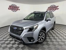 2022 Subaru Forester Premium Sport Utility 4D