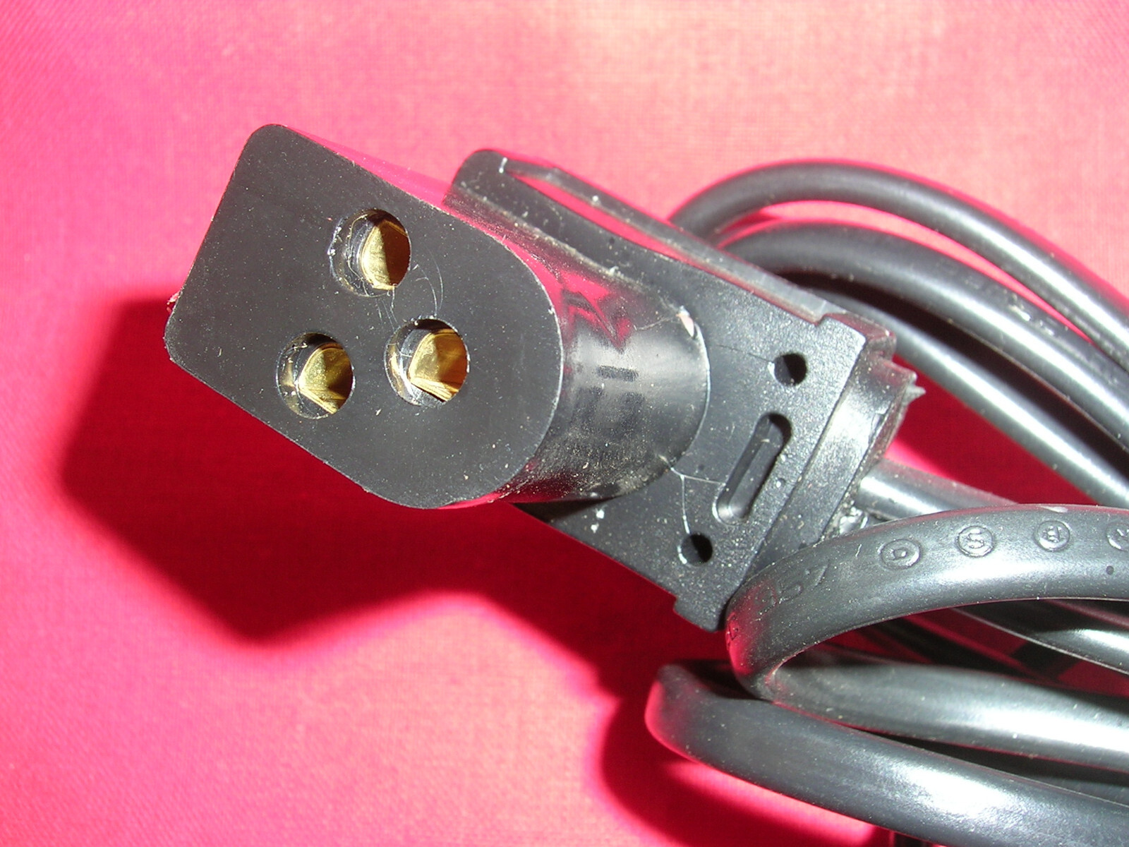 VINTAGE SINGER SEWING MACHINE FOOT CONTROL PEDAL WITH NEW LEADS AND 3