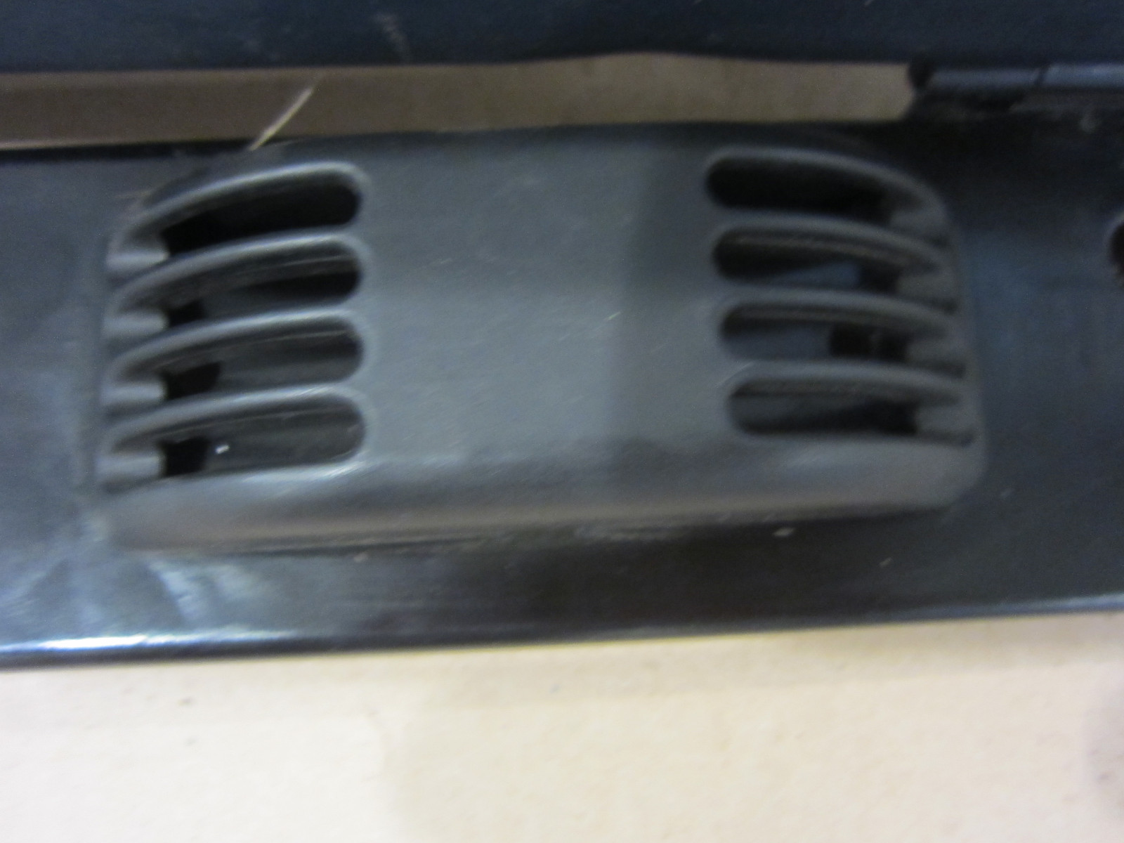 Rolls Royce Silver Shadow 1981 - Fuse Box Cover With HVAC Temperature Sensor