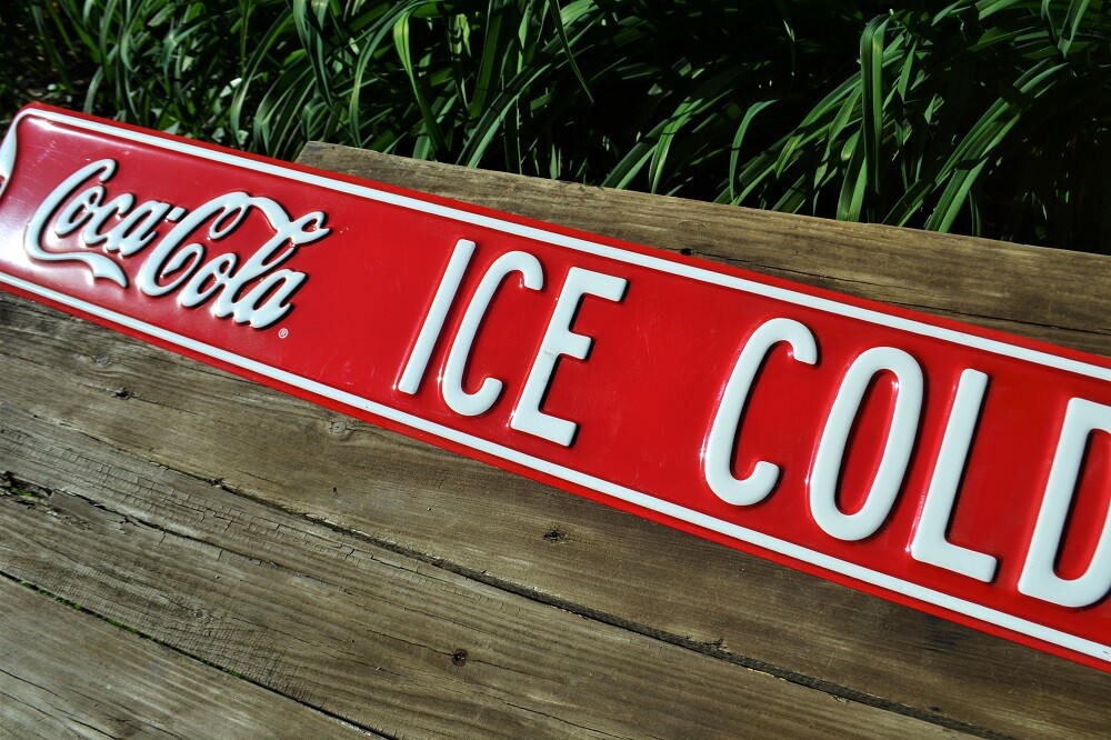 Coca-Cola アイスコールドサイン Ice Cold Coca-Cola Embossed Metal Steel Street Sign