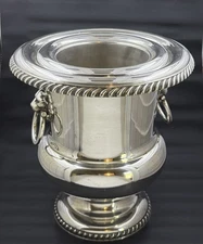 Vintage Lions Head Silver plate Champagne / Wine Cooler Guadroon Borders &Liner 