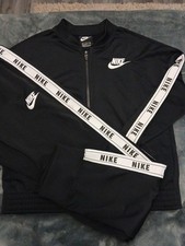 Girls Nike Tracksuit Size XL