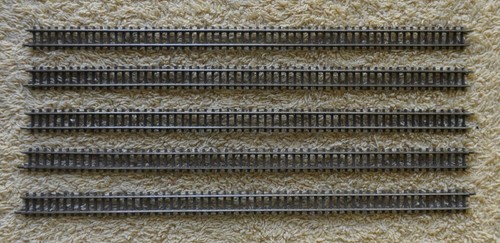 Märklin 8505 (pista Z) 5 piezas vía recta - Oferta 1 - Imagen 1 de 2