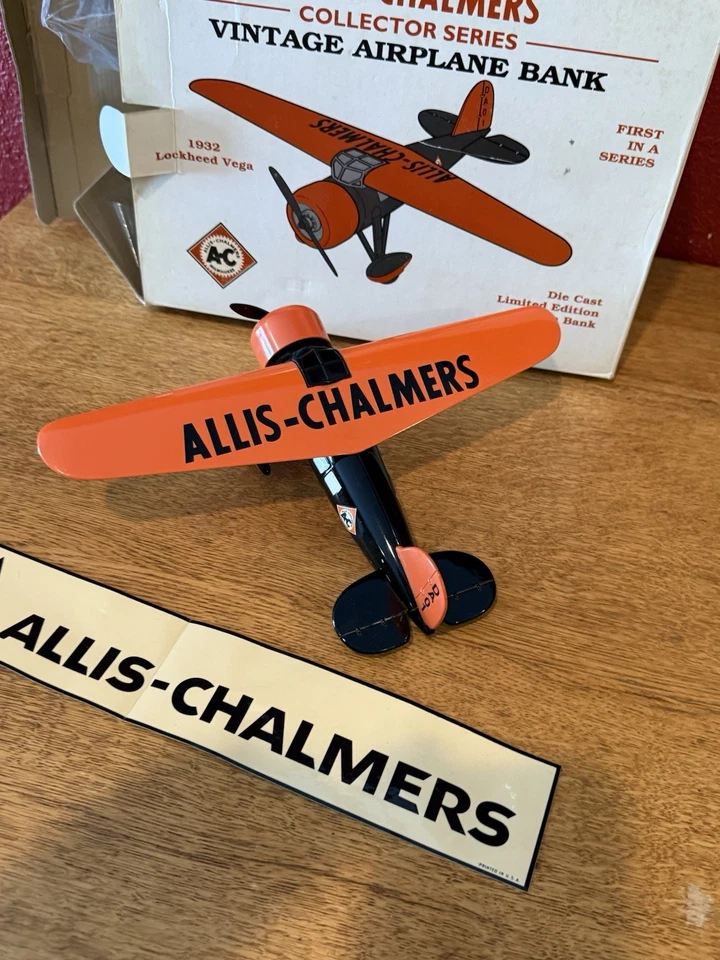 RARE Liberty Classics Ltd Edition Allis-Chalmers 1932 Lockheed Vega Diecast Bank - Image 3 of 4