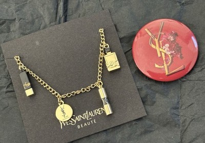 YVES SAINT LAURENT BEAUTE Bracelet Plus Button Badge
