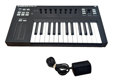 Native Instruments S-シリーズキーボード KOMPLETE KONTROL S25 d2ldlup Native Instruments Komplete Kontrol S25 Semi-Weighted Keyboard