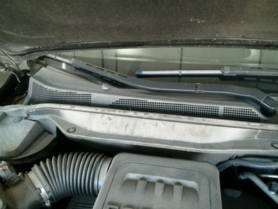 EQUINOX   2014 Cowl Vent Panel 104772204