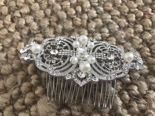 Elegant Wedding Crystal Headpiece Rhinestone Hair Comb Bridal Hair Accessories - Picture 5 of 9