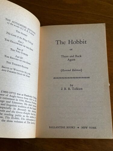 Vintage The Hobbit by J.R.R. Tolkien Paperback Book 1985 Ballantine 13th Revised - Foto 4 di 6