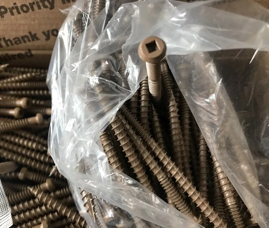 1 POUND DECKMATE 9 9 X 3 in Brown Square Pan Head Composite Deck Screws