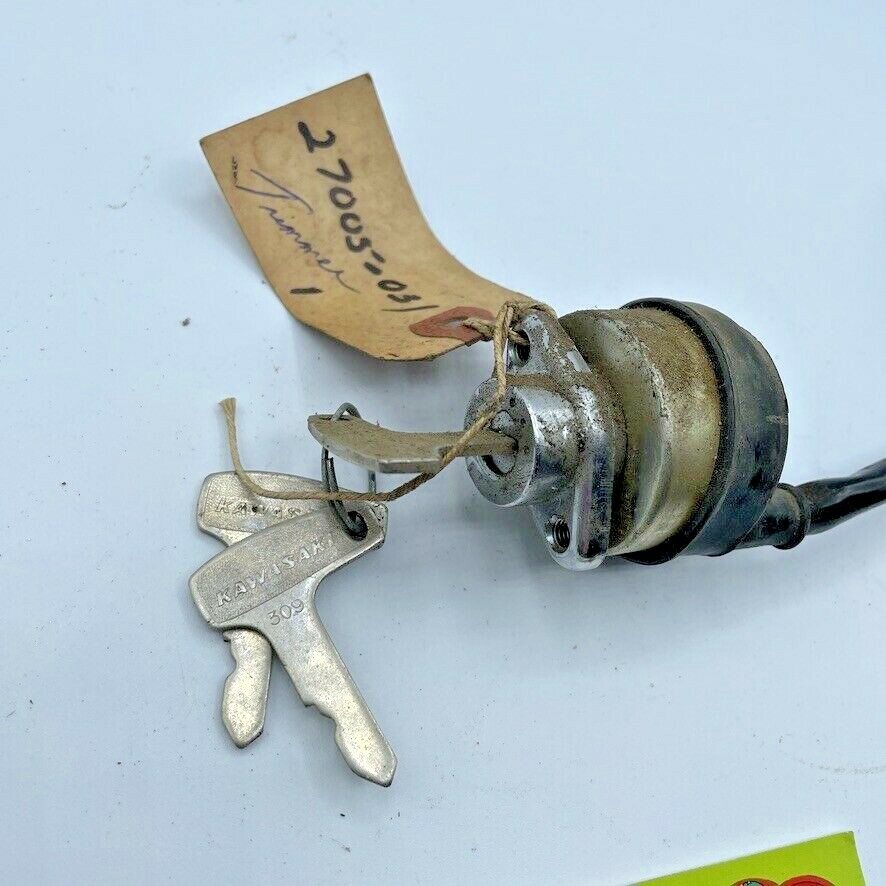 NOS KAWASAKI Ignition 3 Key Switch 27005-031 F3 Bushwhacker 1968