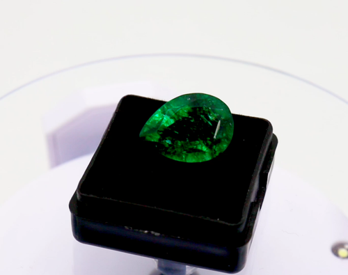 Green COLOMBIAN Emerald Pear Cut CERTIFIED Loose Gemstone 8.60 Ct Natural - Video 1 of 1