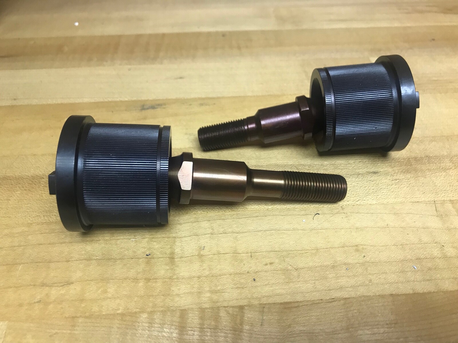 McLaren, Lola, Eagle, Lotus, Brabham, March ball joint.