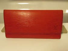 portefefeuille vintage louis vuitton cuir épi rouge coquelicot