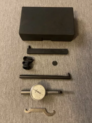 Mitutoyo Dial Test Indicator 513-118 With Case And Attachments 0.001” Jeweled