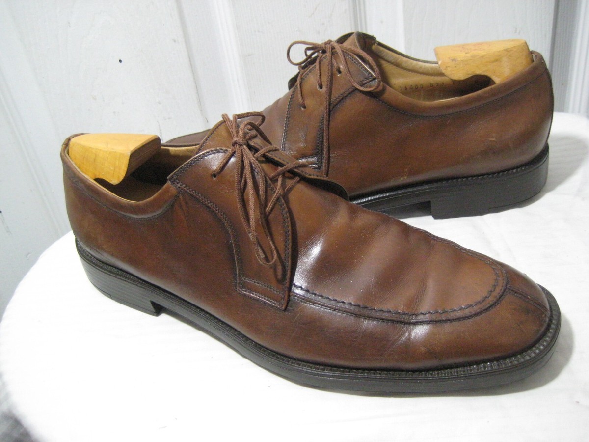 Salvatore Ferragamo Brown Leather Split Toe Classic Oxfords (Size: 8) Salvatore Ferragamo Wingtip Brogue Oxford Dress Shoe In  main image 4
