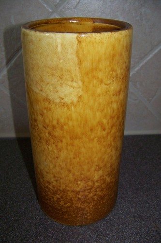 HAEGER STRAIGHT SIDED ROUND VASE Mustard Yellow / Amber Marblized Drip Glaze - Picture 4 of 6