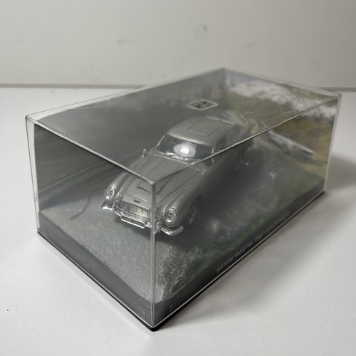 Fabbri 1:43 James Bond 007 Car Collection Aston Martin DB5 - Goldfinger
