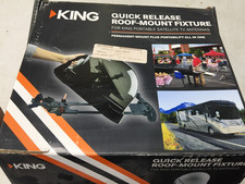 NEW KING Quick Release Roof-Mount Fixture New/Open Box MB700 RV Satellite Mount