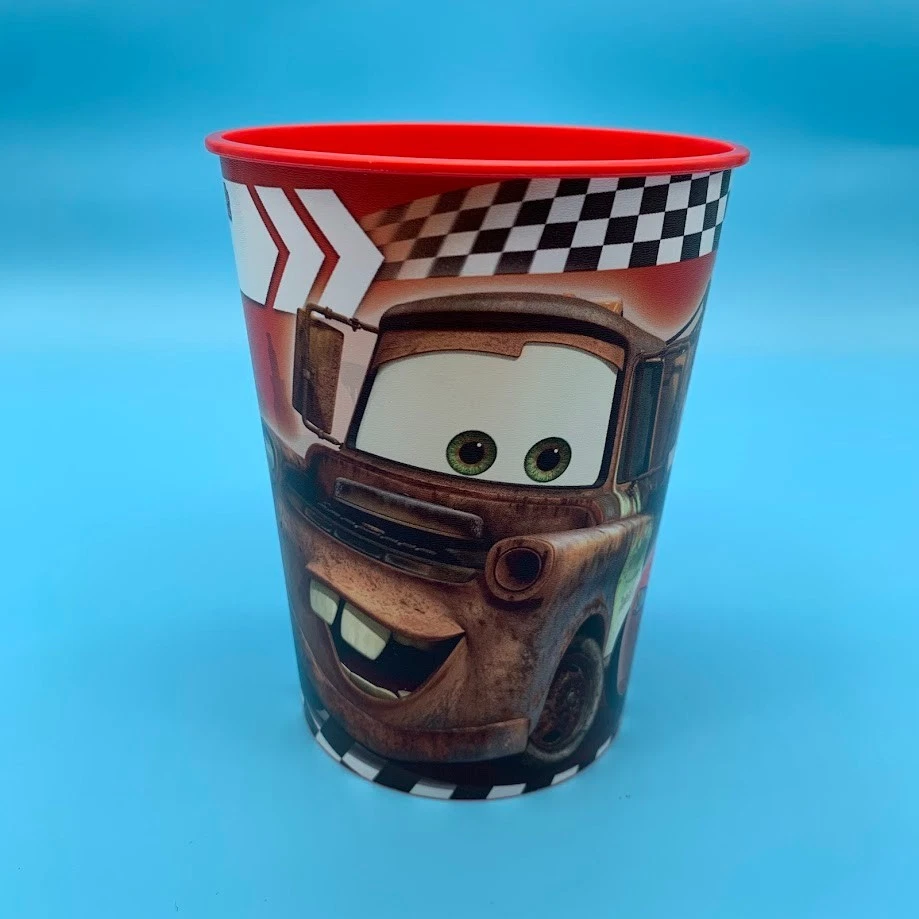 Taza de fiesta de plástico Cars Lightning McQueen Mater 16 oz Foto 2 de 4