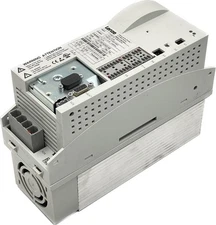 LENZE ECSEA032C4B 3/PE AC 0-400V/480V 12.7/10.2A 0-600HZ SERVO DRIVE - NEW