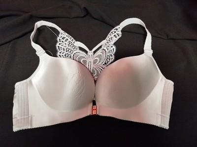 SEXY BH GR. 44/100 silbergrau mit Schmetterling am Rücken