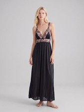 Vintage Cottagecore Made in USA by ILGWU Floral-Trim Black slip sleep Dress. S