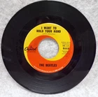 BEATLES I WANT TO HOLD YOUR HAND-I SAW HER STAND VINYL 45rpm CAPITOL RECORD 5112