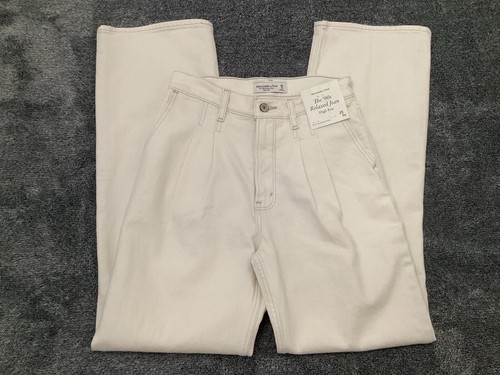 Abercrombie & Fitch Cream 90's Relaxed High Rise Jeans Size 25 0R - NEW