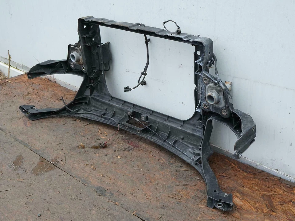 2000 - 2006 Audi Tt 3.2L Quattro Radiator Core Support Brakcet Frame Front Oem Foto 3 de 4