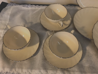 Royal Staffordshire - tazze e piattini (11) - Porcellana