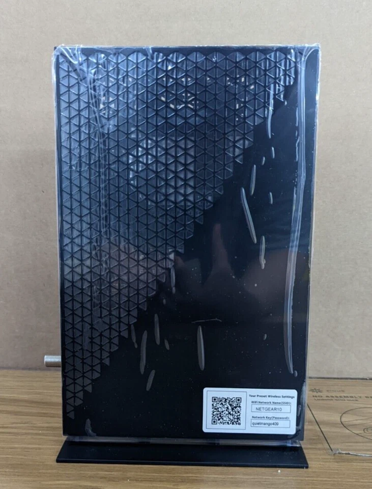 NETGEAR C6300-100NAS AC1750 (16x4) DOCSIS 3.0 WiFi Cable Modem - Image 3 of 4