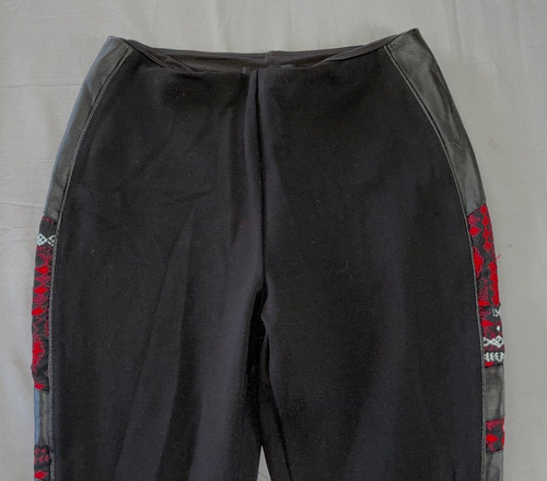 Lysse Faux Leather Sides Embroidered Trim Pull On Pants, Leggings Size M EUC! - Picture 6 of 10